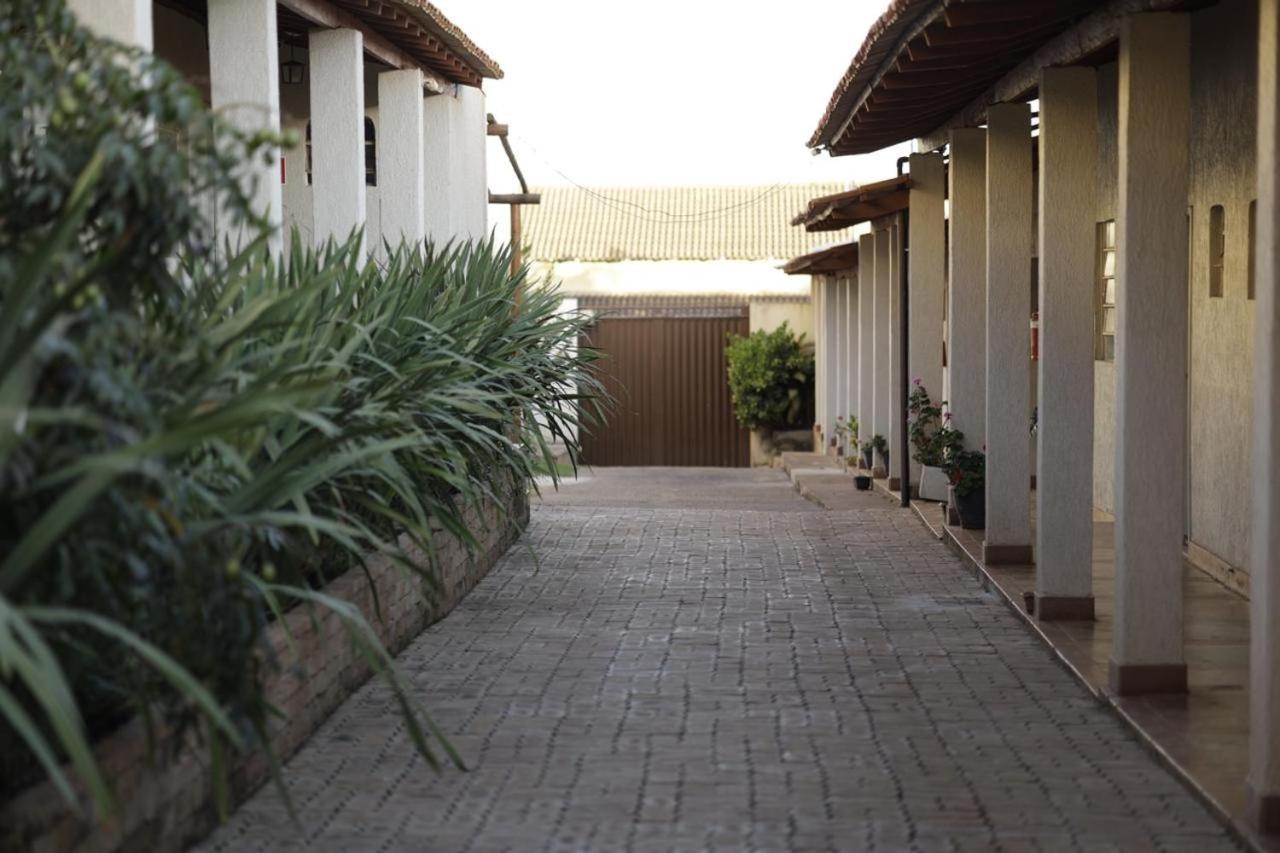 Hotel Pousada Marra Catalão Exterior foto